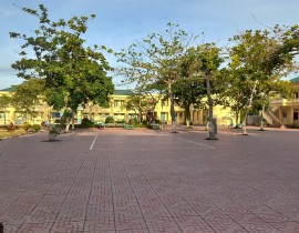 2-Nang-san-truong.jpg